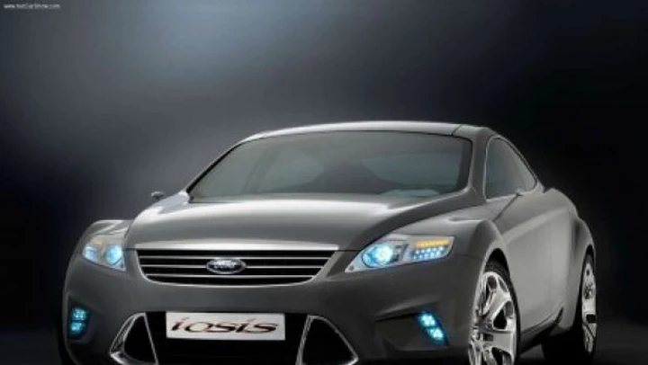 Ford Capri: sarà una Mondeo coupé a 4 porte?