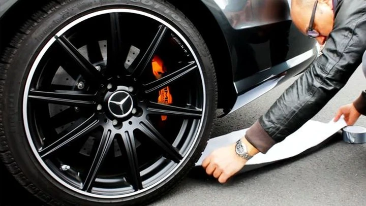 Mercedes AMG: la moda fatta con i Burnout
