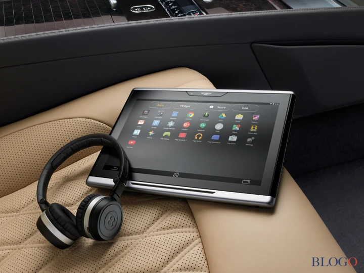 Bentley: massima connettività in auto