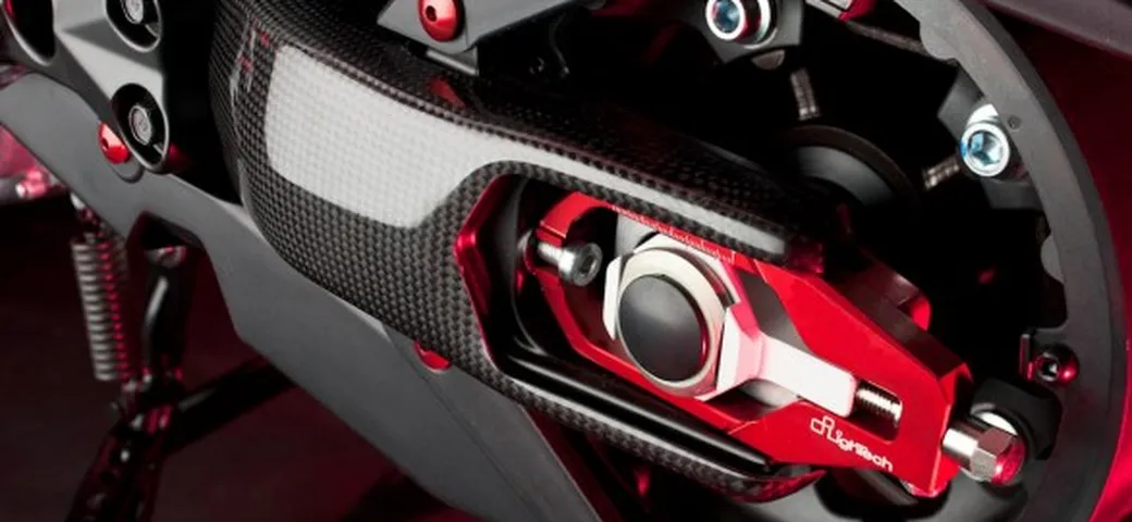 LighTech: accessori per Yamaha TMAX 530