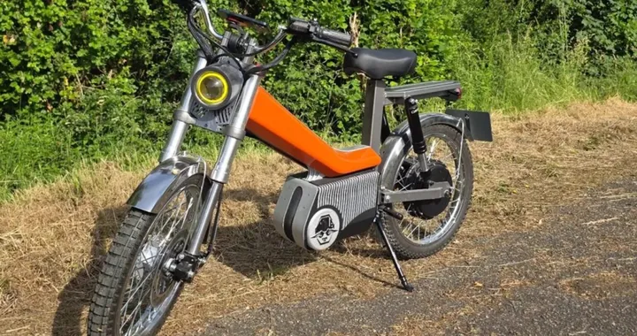 Barrolex Type 113, il ciclomotore elettrico da 55 kg creato da un 21enne francese