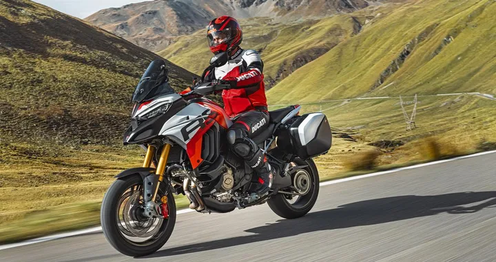 Ducati Multistrada V4 RS: debutta la Multistrada più potente ed esclusiva di sempre [FOTO]