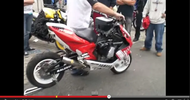 Yamaha, lo scooter con il motore dell'R1 [Video]