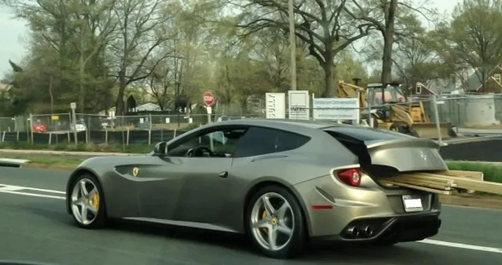 Ferrari FF: poliedricità a 12 cilindri