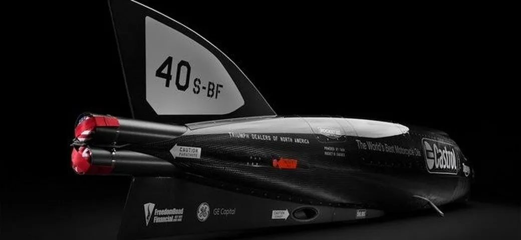 Triumph Castrol Rocket: una 'moto' da oltre 600 km/h | video