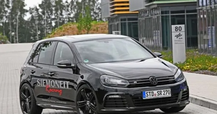 Siemoneit Volkswagen Golf R Black Pearl