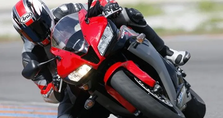 2007 Honda CBR600RR - video presentazione