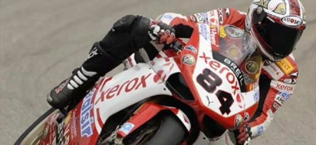 WSBK: uragano Fabrizio primo sotto la pioggia di Portimao