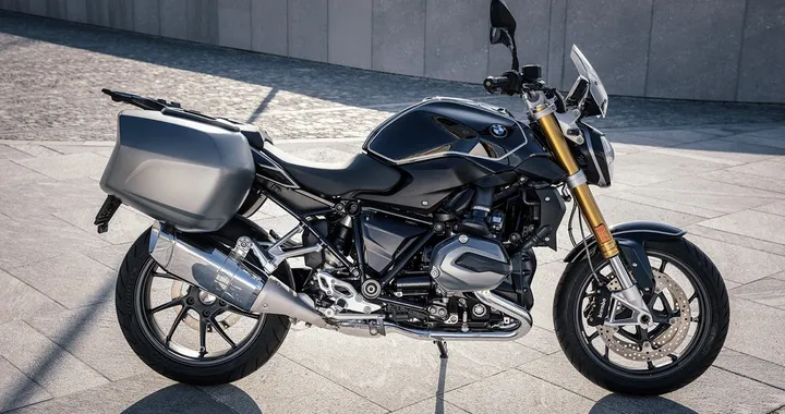 BMW R 1200 R: nuova versione Black Edition
