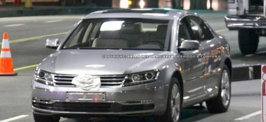 Volkswagen Phaeton: la versione restyling verrà presentata a Pechino