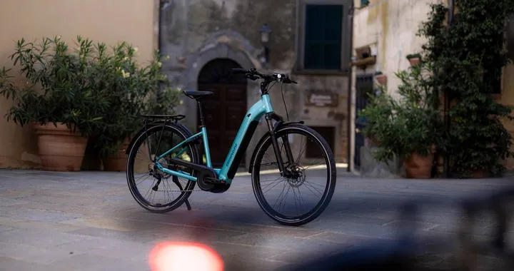 Bianchi T Tronik C 2026: e-bike urbana tra comfort e tecnologia