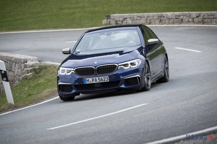 BMW 530e iPerformance - BMW 550i xDrive: primo contatto