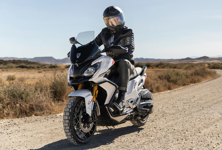 Peugeot Motocycles: la promozione sulla gamma XP400