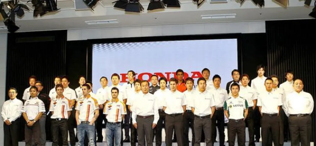 Presentato a Tokio il Team Repsol Honda di Pedrosa, Dovizioso e Stoner