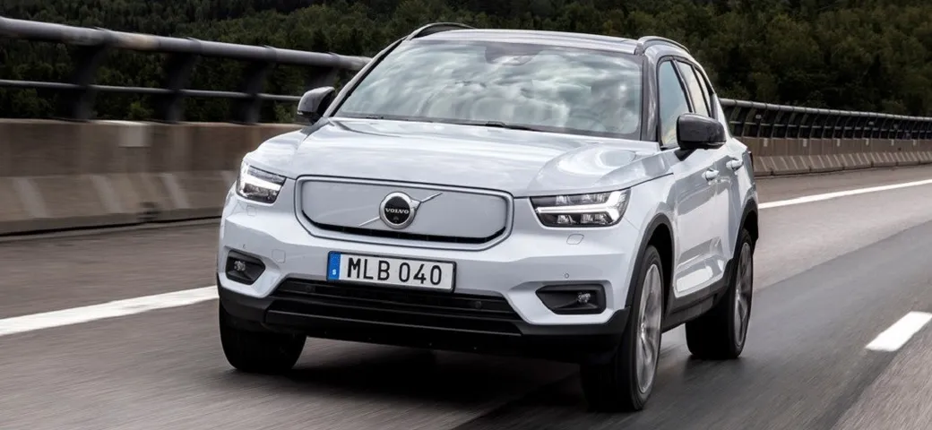 Volvo XC40 Recharge: i vantaggi della guida elettrificata