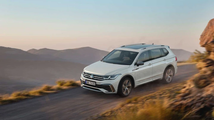Volkswagen Tiguan Allspace restyling 2021: le novità della rinnovata 7 posti