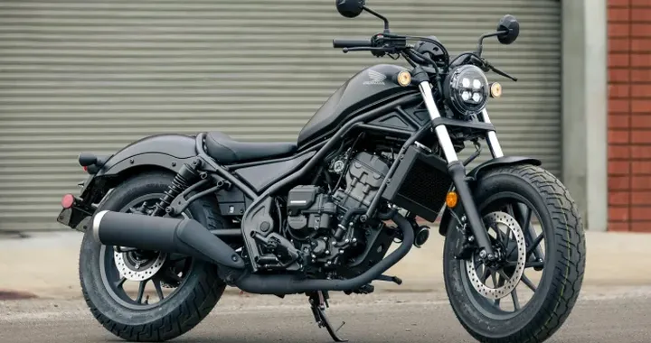 Recensione della Honda Rebel 300 E-Clutch del 2026: 10 fatti rapidi