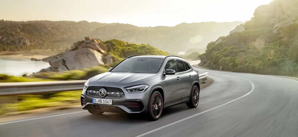 Nuova Mercedes-Benz GLA: informazioni e prezzi