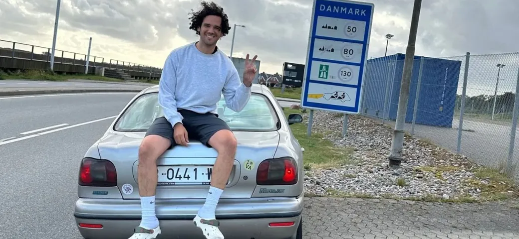 Da Barcellona a Tokyo con la Fiat Marea, l'impresa di un giovane