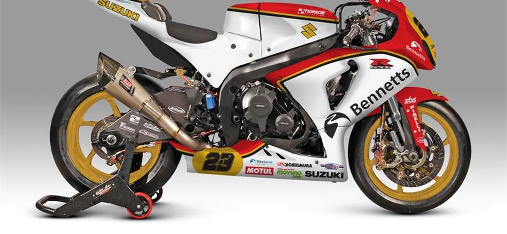 BSB, Brands Hatch: Suzuki GSX-R1000 livrea Barry Sheene