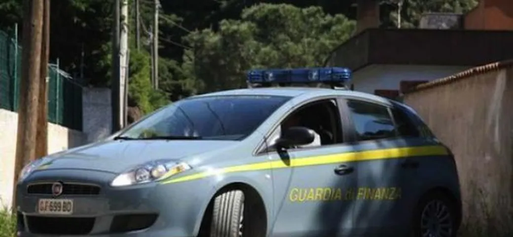 Auto di lusso con targa tedesca: scoperta evasione da 6,7 milioni