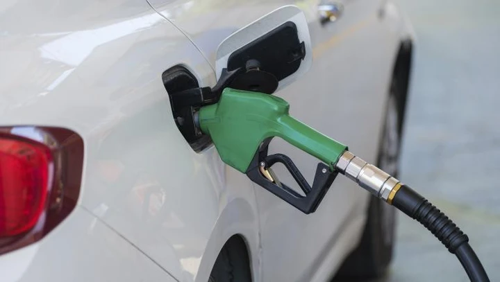 E-fuel, quanto potrebbero costare: non saranno così economici