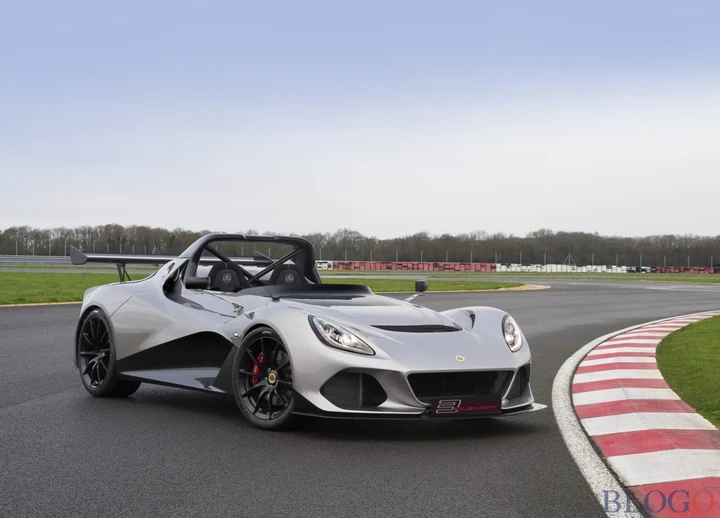Lotus 3-Eleven: prezzo, foto e caratteristiche