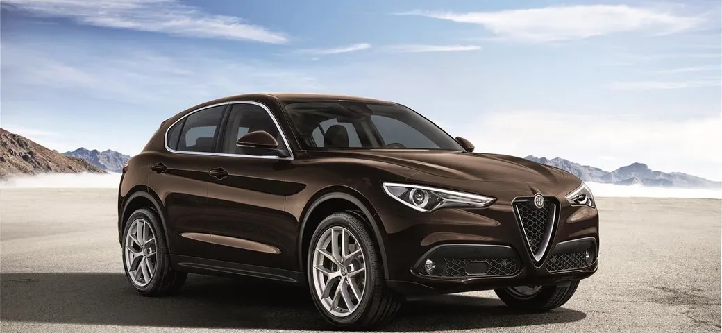 Alfa Romeo Stelvio: arriva il 2.2 diesel 180 CV con trazione integrale Q4