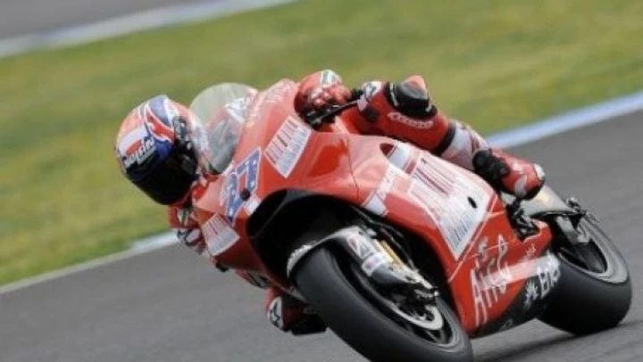 MotoGP: A Phillip Island uno Stoner incontenibile, sua la pole