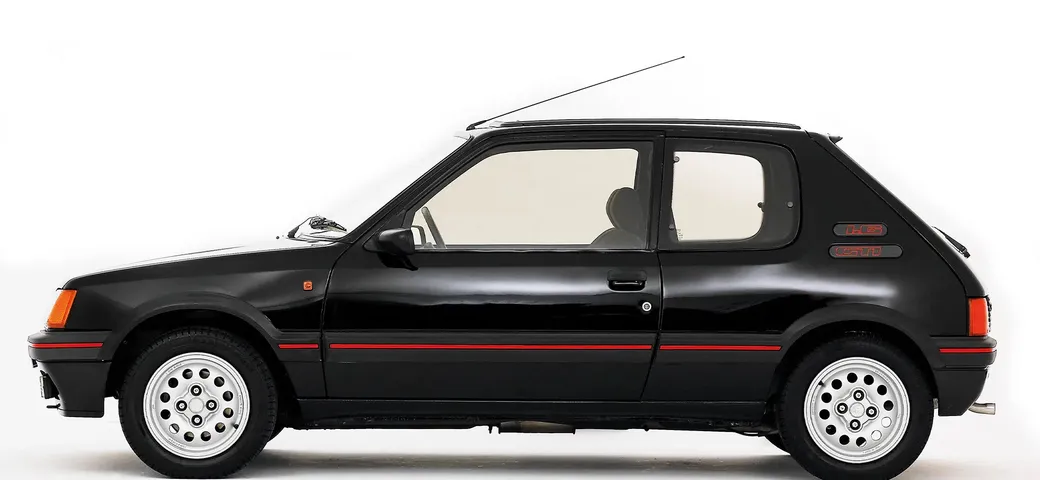 Peugeot 205 GTi: 40 anni per la piccola tutto pepe del 