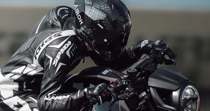 Caschi off-road AIROH 2026: sicurezza e innovazione da EICMA 2025