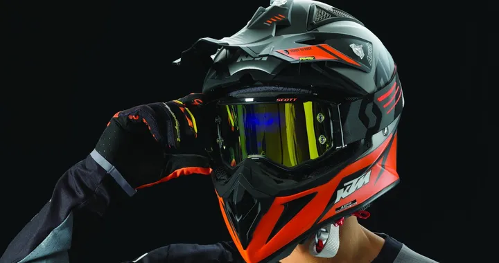 KTM PowerWear 2020: ecco la nuova linea di abbigliamento e accessori