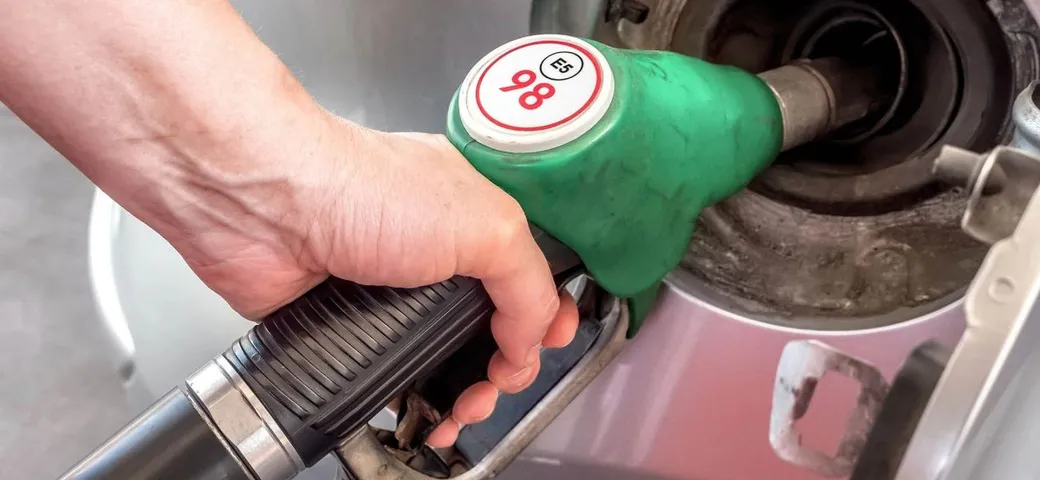Benzina 98 RON, cos'è il carburante che spopola in Germania