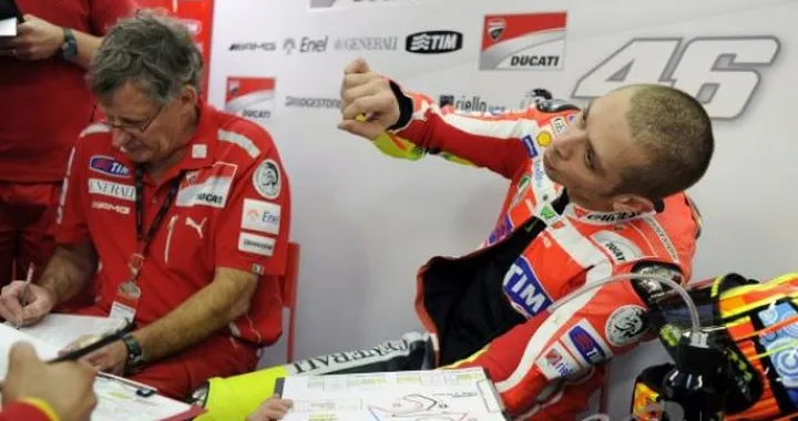 MotoGP Estoril, aspettando il ... "levriero" Rossi