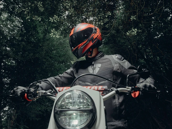 Scorpion novità 2021: ecco il casco Exo 520 Air e l'interfono Exo-com