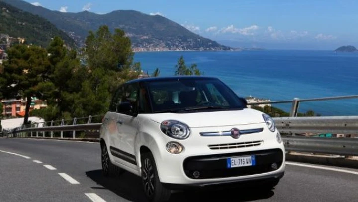 Fiat 500L: prezzi dotazioni ed allestimenti