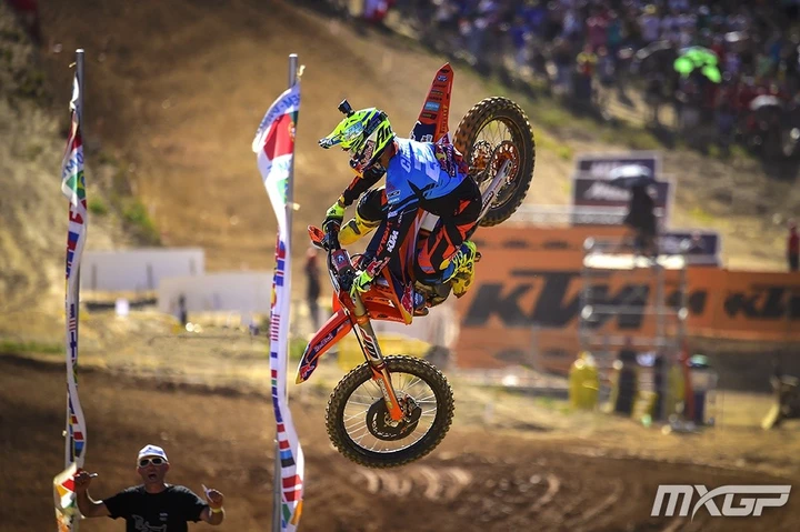 MXGP Portogallo: Tony Cairoli in trionfo, mondiale nel mirino!