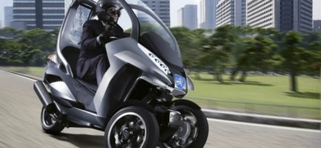 Peugeot Hymotion3 trike