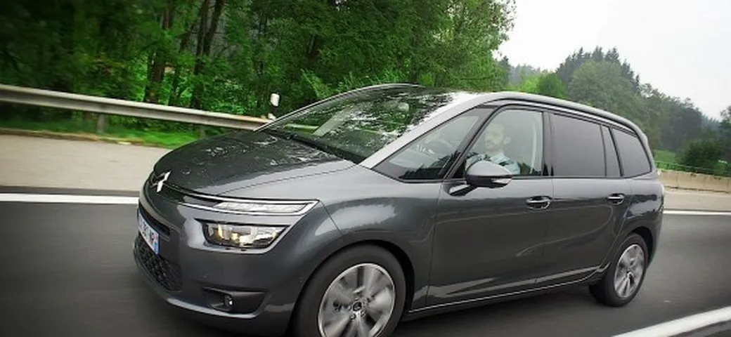Citroen Grand C4 Picasso: prova su strada, caratteristiche e listino prezzi