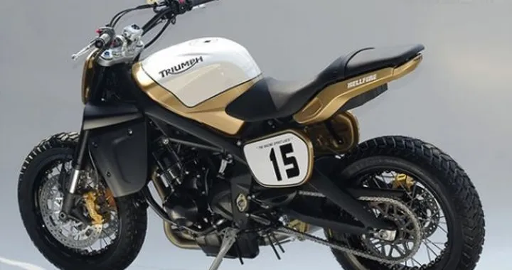 Special: Triumph Hellfire Flat Tracker, una Street Triple tassellata
