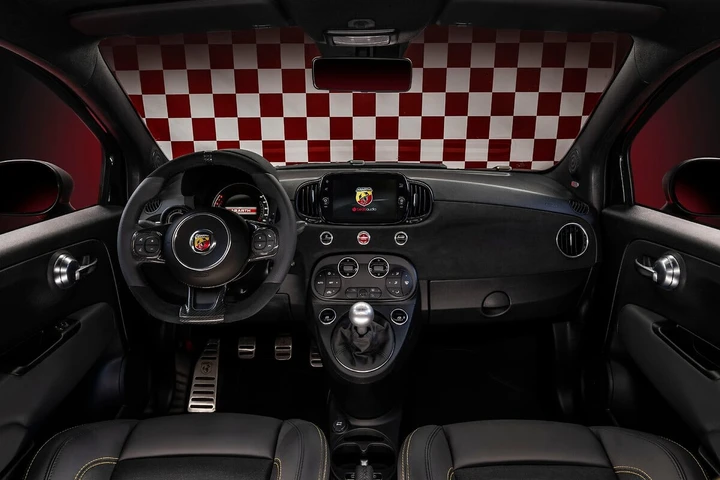 Abarth 695 75° Anniversario