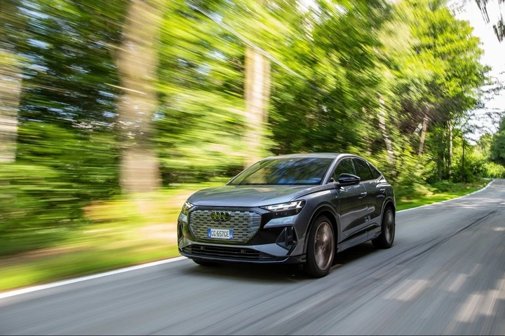 Audi Q4 e-tron Sportback: primo contatto