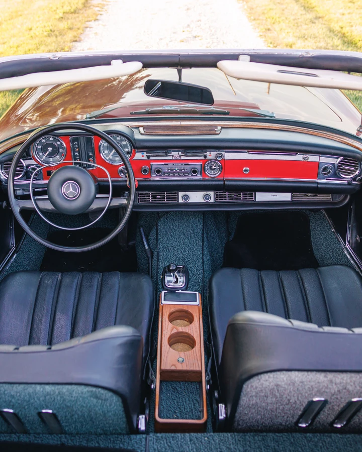 Mercedes-Benz 280 SL Pagoda