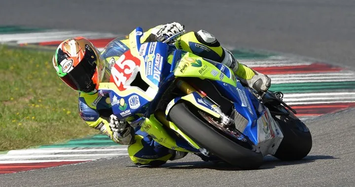 Il Team Motoxracing con Vizziello nel CIV e Castellarin nella Superstock 1000 FIM Cup