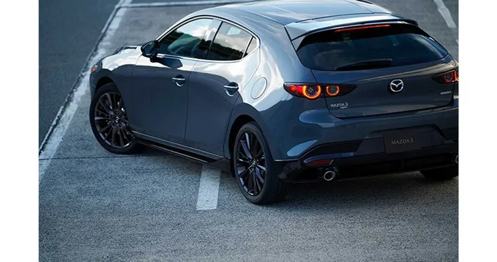 Mazda 3: ecco nel dettaglio i motori mild hybrid e SkyActive X