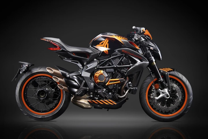 MV Agusta Dragster 800 RR: ecco la versione speciale TheArsenale