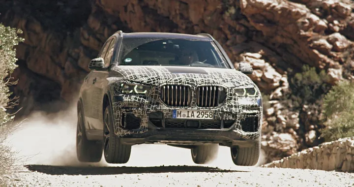 Nuova BMW X5: proseguono i test di collaudo