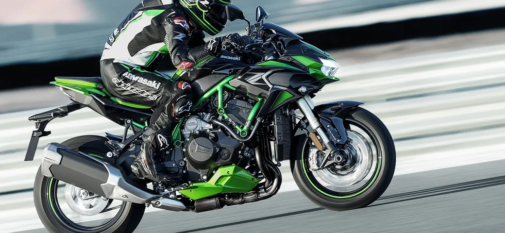 Kawasaki Z H2 SE 2021, la Supernaked sovralimentata affila gli artigli