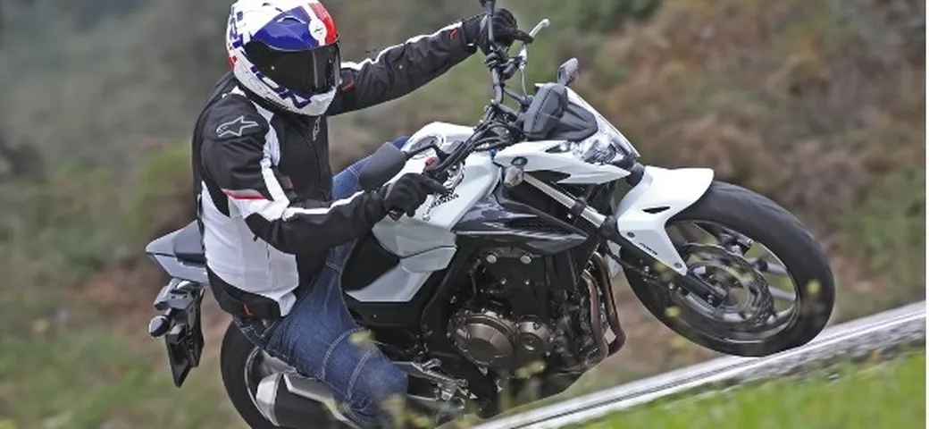 Honda CB500F M.Y. 2016: primo contatto