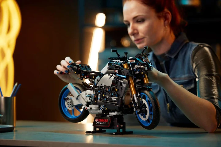 Yamaha MT-10 SP LEGO Technic